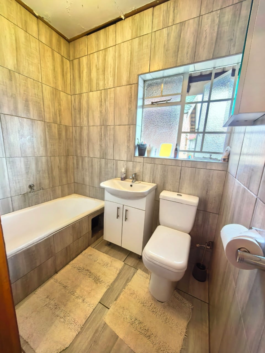 4 Bedroom Property for Sale in Vaalpark Free State